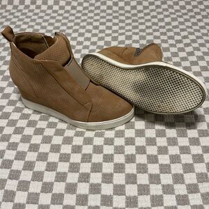Tan Sneaker Booties Size 9. Good Used Condition
